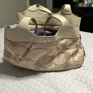 Canvas and leather shoulder bag